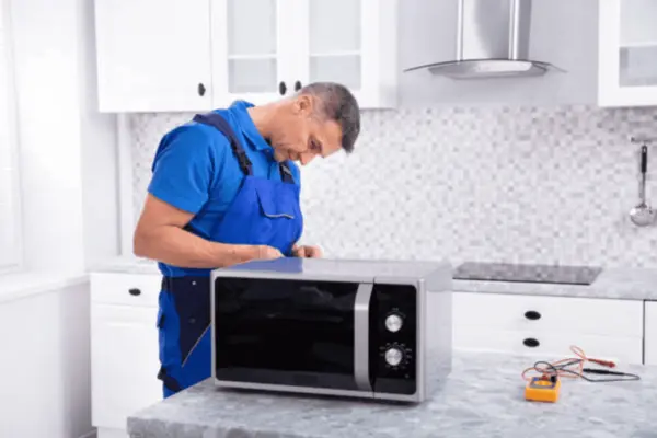 صيانة ميكروويف ويرلبول — فني متخصص بالمنزل
